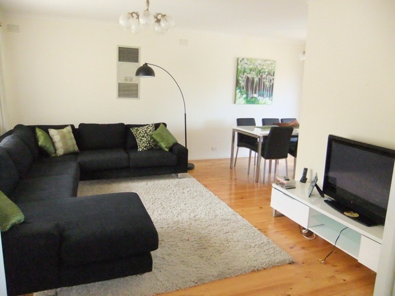 89 Flockhart Avenue, Valley View SA 5093