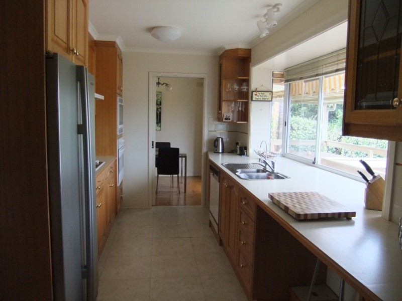 89 Flockhart Avenue, Valley View SA 5093