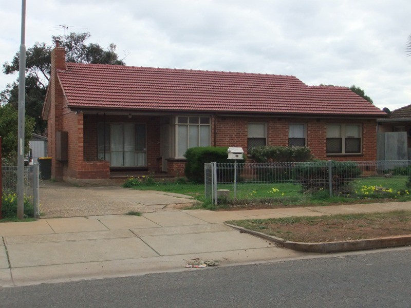 13 Crisp Road, Elizabeth Downs SA 5113