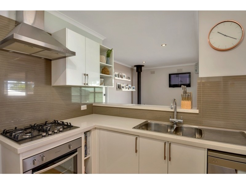 17 Casuarina Avenue, Surrey Downs SA 5126