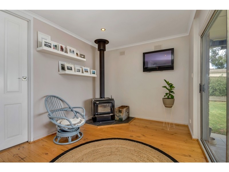 17 Casuarina Avenue, Surrey Downs SA 5126