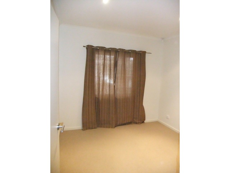16 / 2 – 6 Goodall Parade, Mawson Lakes SA 5095