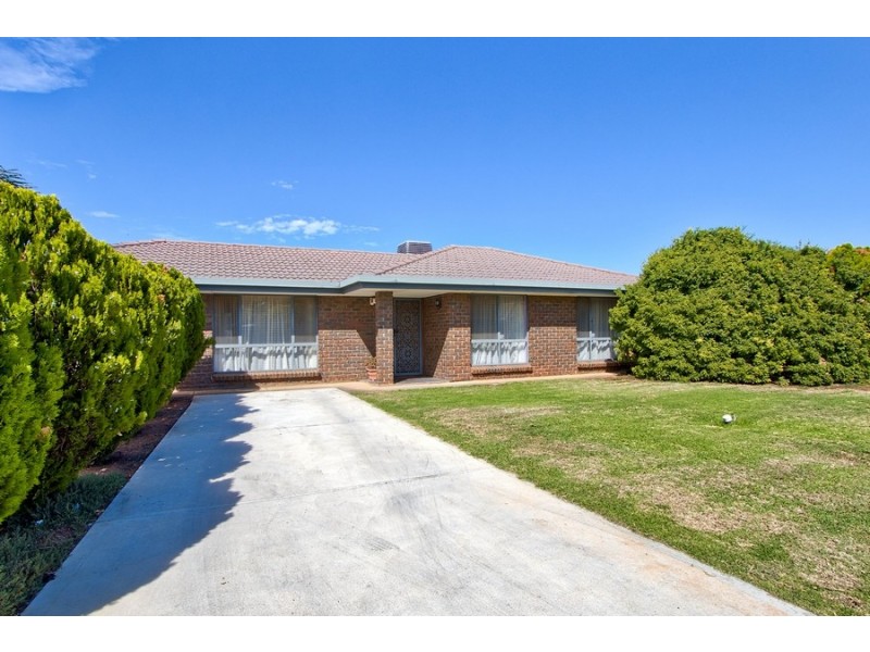 6 Helle Court, Salisbury Downs SA 5108