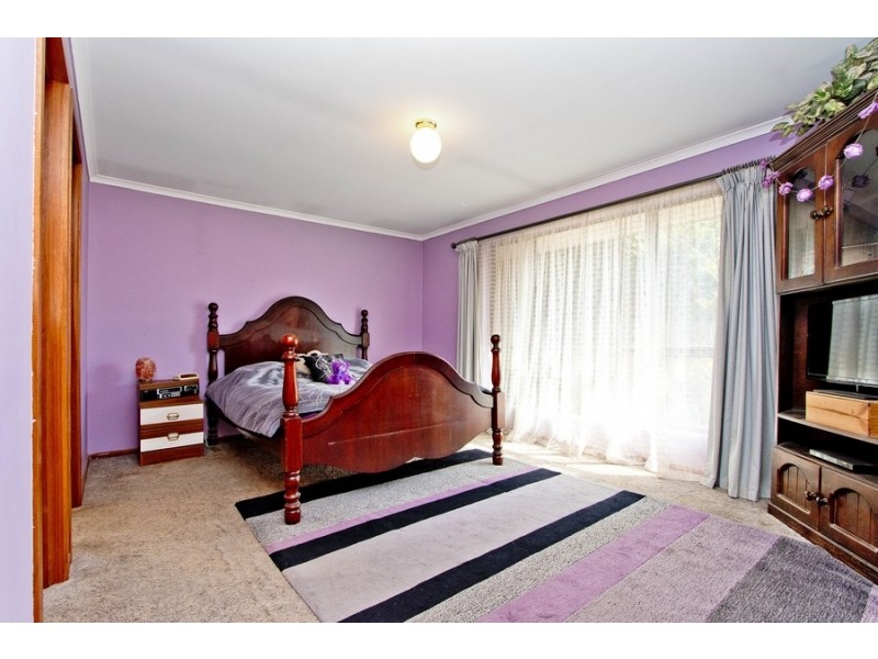 6 Helle Court, Salisbury Downs SA 5108