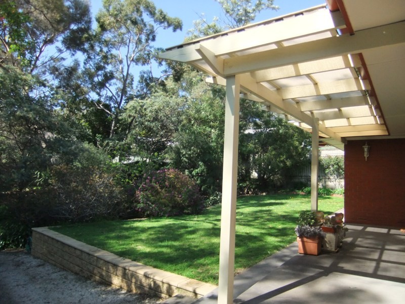 9 Bexley Court, Vista SA 5091