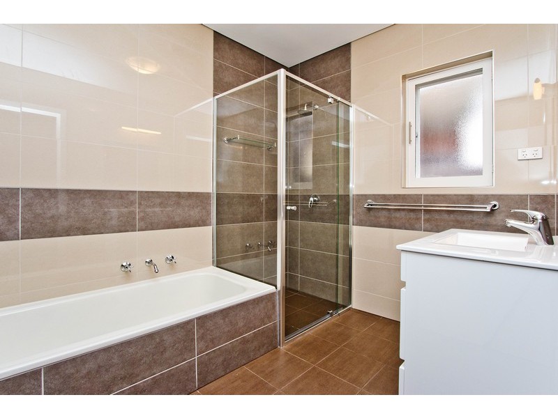 214 Kesters Road, Para Hills SA 5096