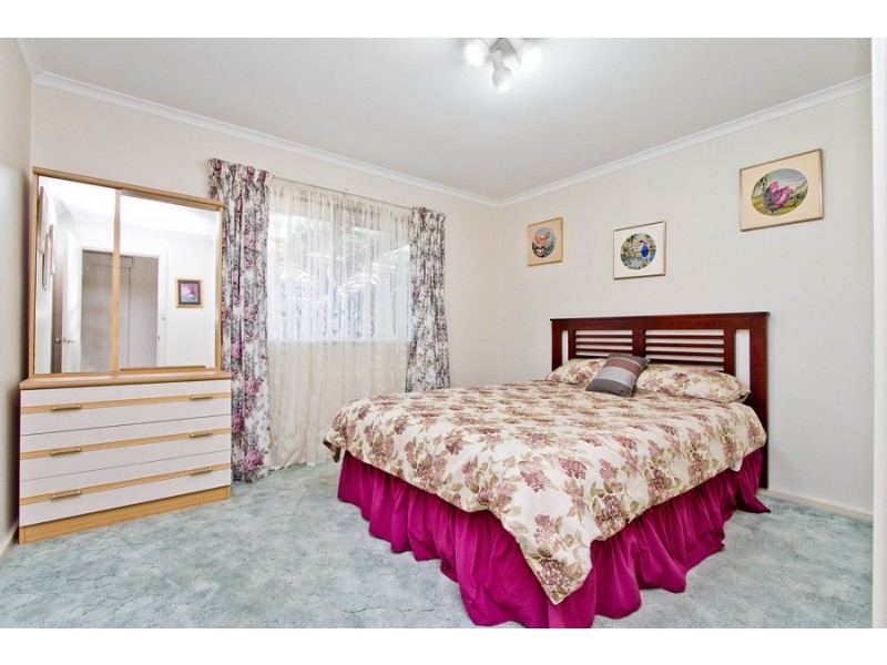 36 Landal Boulevard, Redwood Park SA 5097