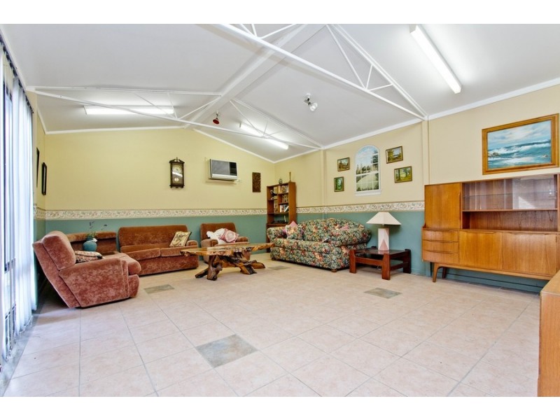 36 Landal Boulevard, Redwood Park SA 5097