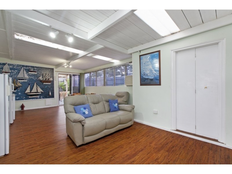 9 Bayvue Crescent, Ridgehaven SA 5097