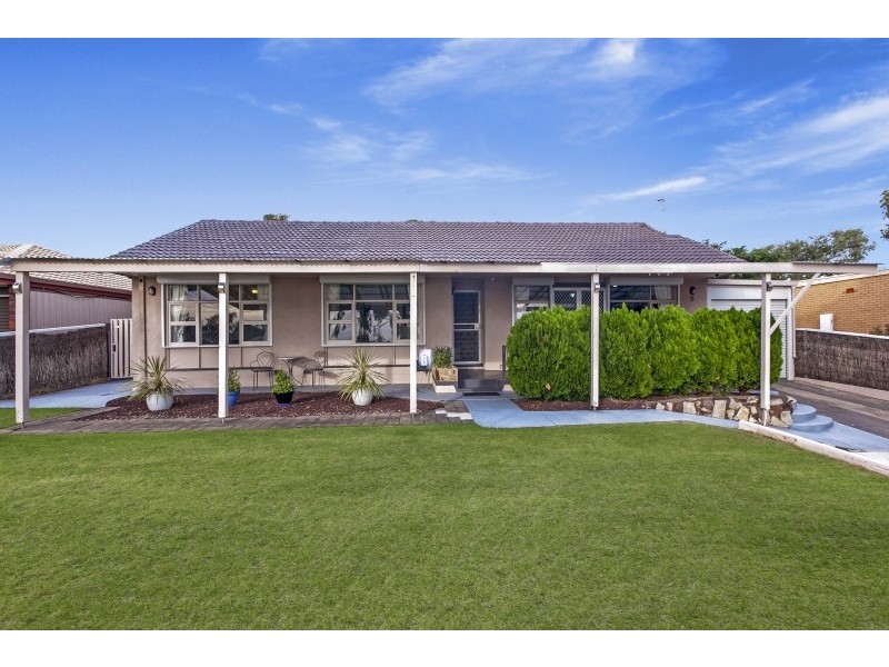 9 Bayvue Crescent, Ridgehaven SA 5097