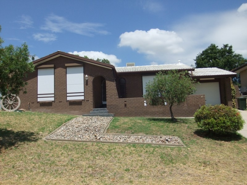 13 Gollop Crescent, Redwood Park SA 5097