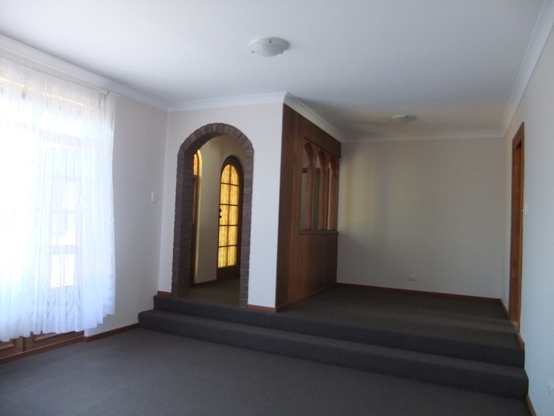 13 Gollop Crescent, Redwood Park SA 5097