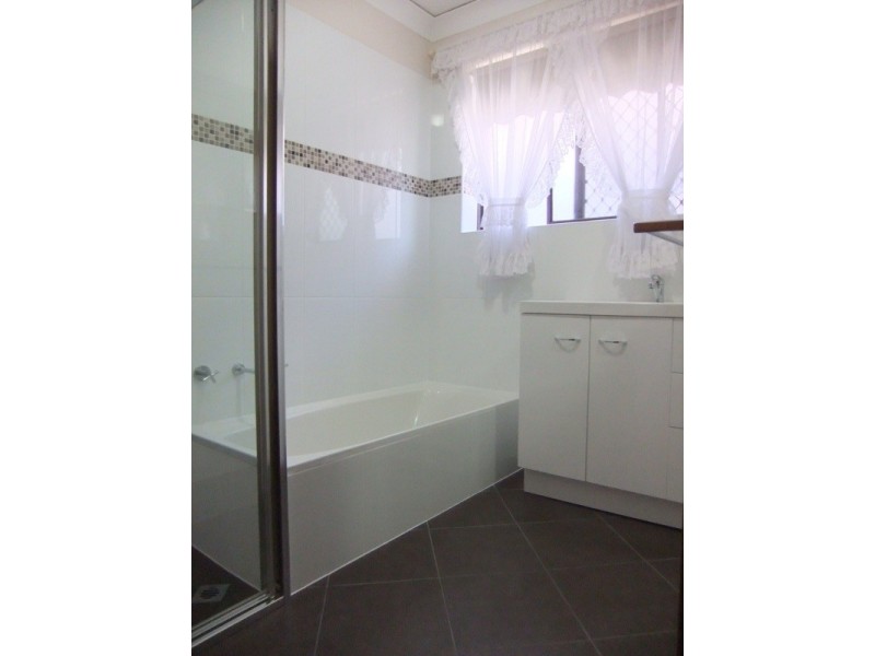 13 Gollop Crescent, Redwood Park SA 5097