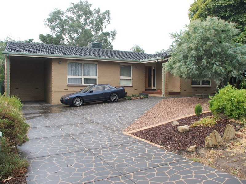 17 Lumsden Avenue, Ridgehaven SA 5097
