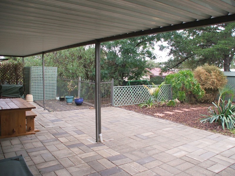 17 Lumsden Avenue, Ridgehaven SA 5097