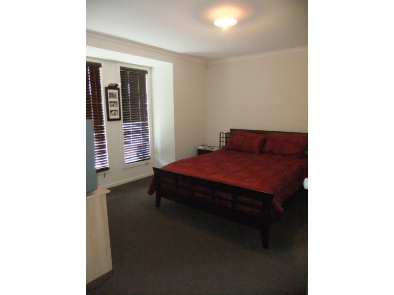 95  Wattlebird Drive, Burton SA 5110