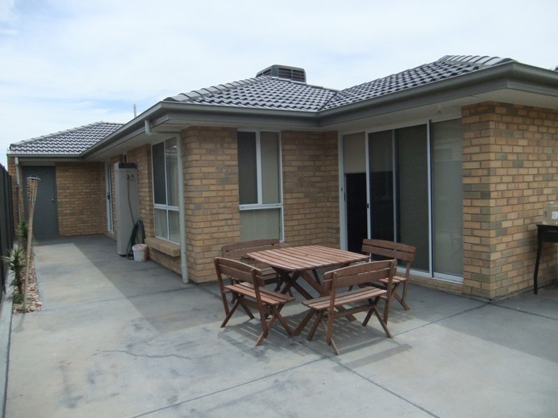 95  Wattlebird Drive, Burton SA 5110