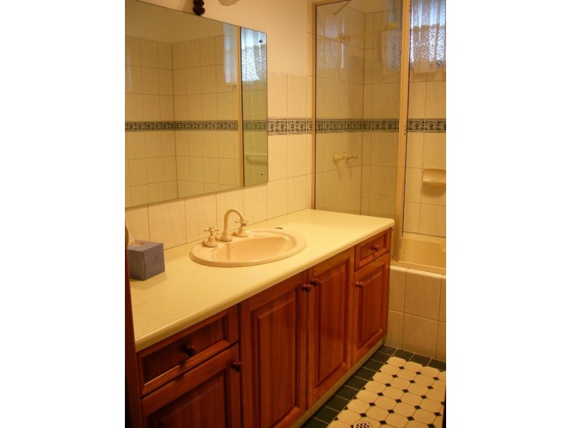 5 Ailsa Court, Fairview Park SA 5126