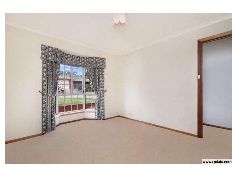 10 Chesterfield Walk, Hillbank SA 5112