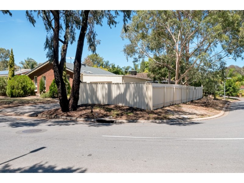 11 Radiata Grove, Salisbury Heights SA 5109