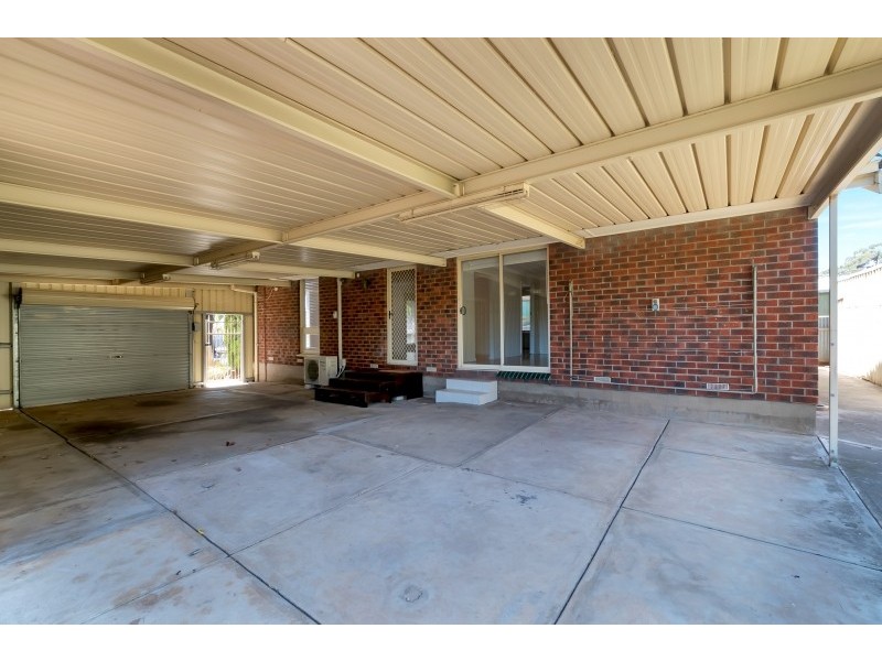 11 Radiata Grove, Salisbury Heights SA 5109