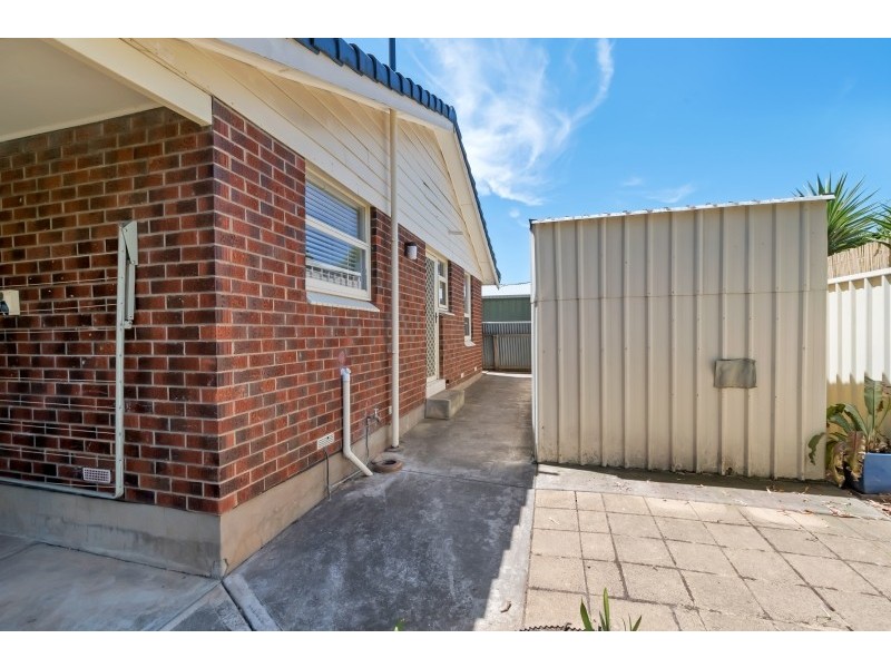 11 Radiata Grove, Salisbury Heights SA 5109