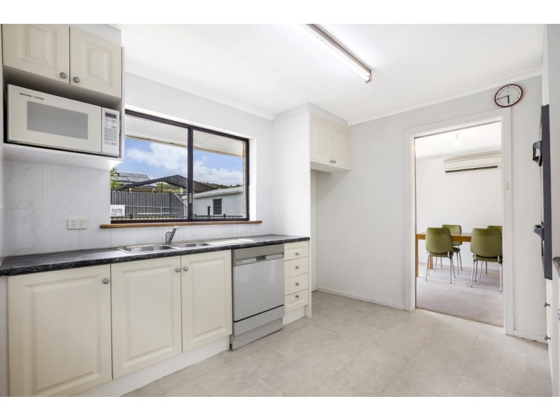 23 Hoylake Crescent, Fairview Park SA 5126