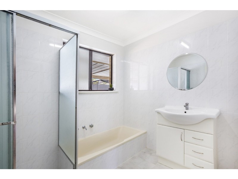 23 Hoylake Crescent, Fairview Park SA 5126