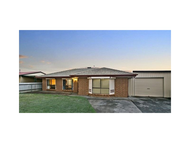 10 Maguire Cres, Burton SA 5110