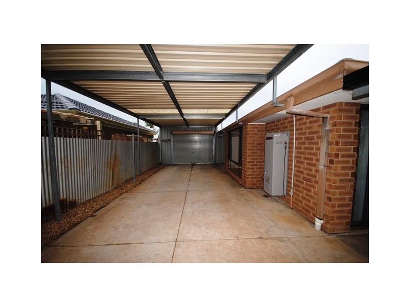 10 Maguire Cres, Burton SA 5110