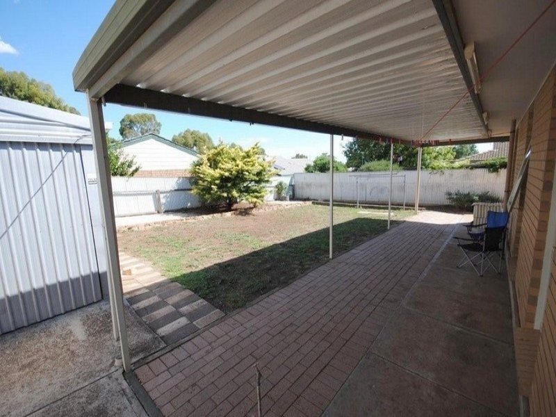 21  Bentine Street, Para Vista SA 5093