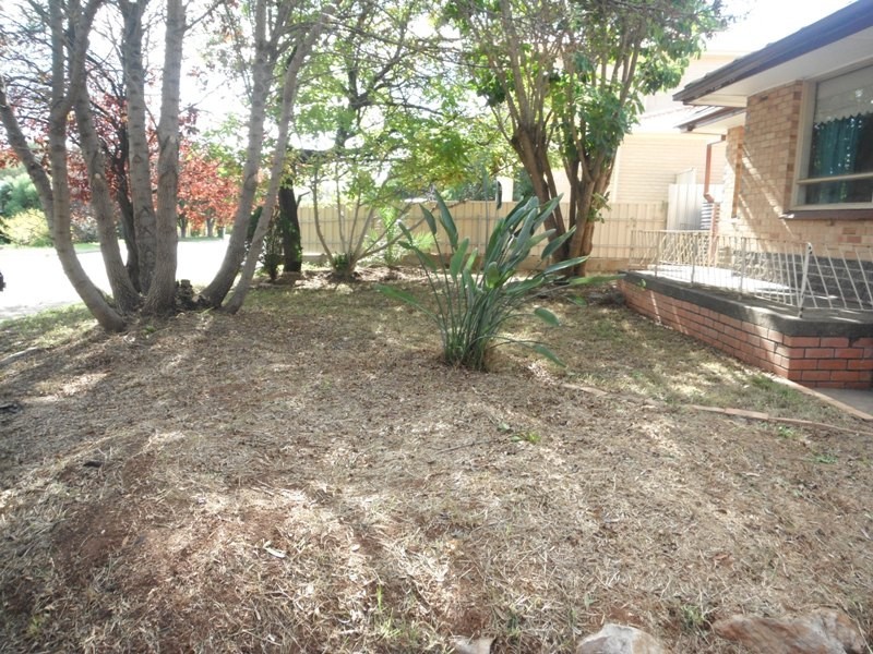 5 Ashley Ave, Ridgehaven SA 5097