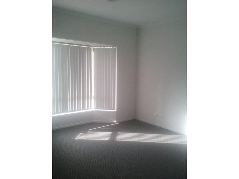 17a Maidos Grove, Valley View SA 5093