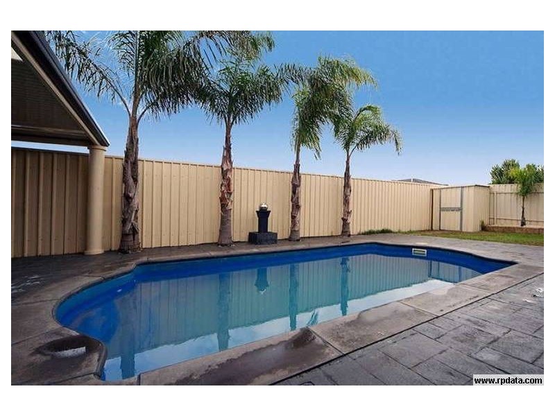 10 Castle Drive, Burton SA 5110