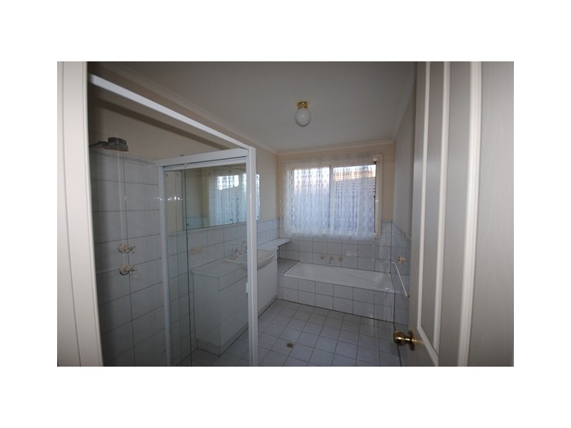 8 Stillwell Court, Greenwith SA 5125