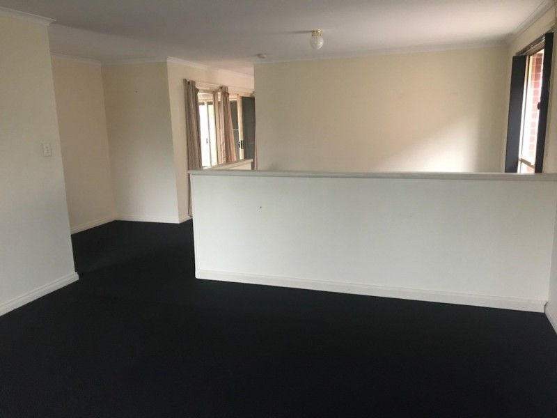 8 Stillwell Court, Greenwith SA 5125