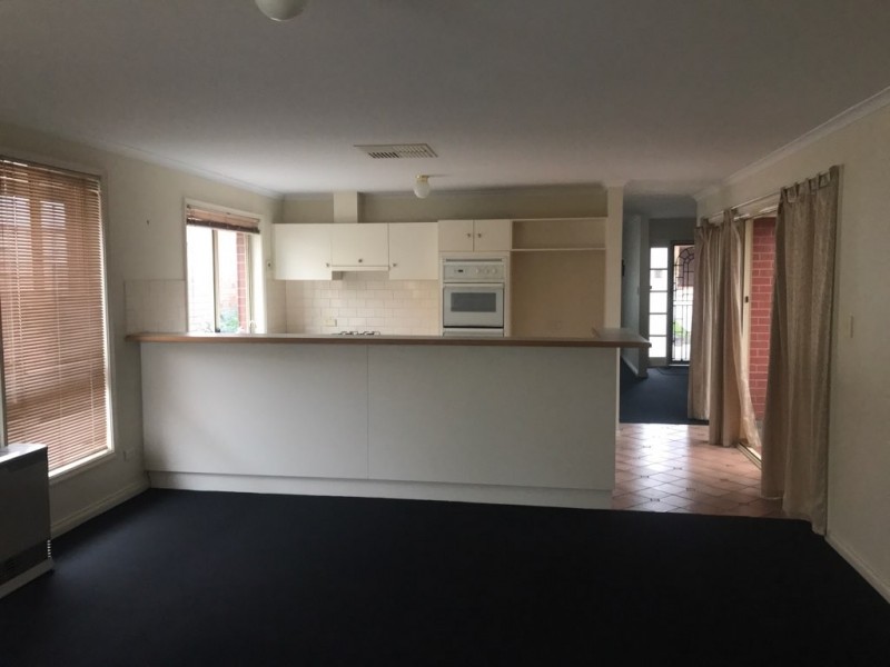 8 Stillwell Court, Greenwith SA 5125