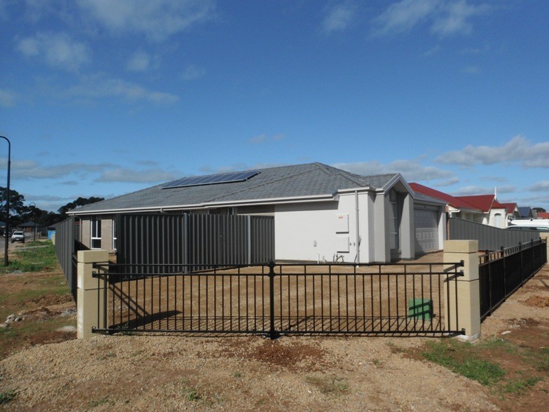 14 Kerang Street, Andrews Farm SA 5114