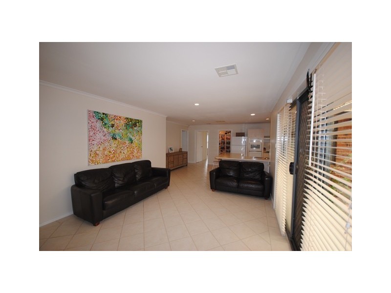 18 Keith Lewis Court, Wynn Vale SA 5127