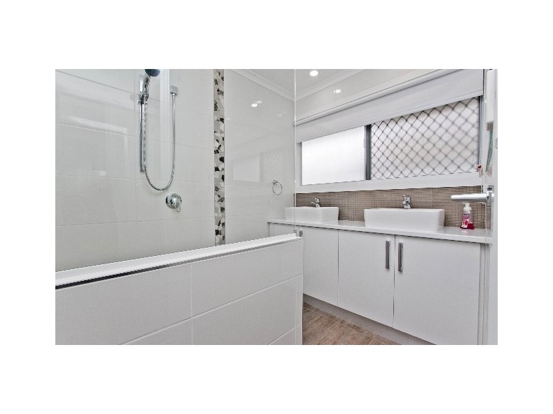 4 Massie Court, Brahma Lodge SA 5109