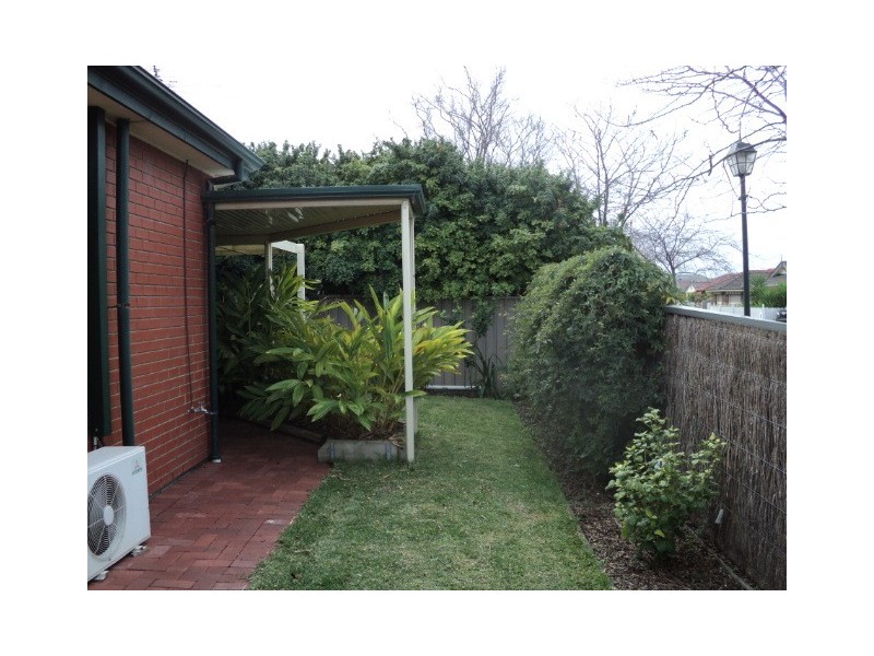 8  Hampton Drive, Oakden SA 5086