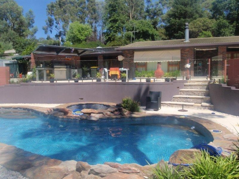 15 Houghton Hollow Road, Houghton SA 5131