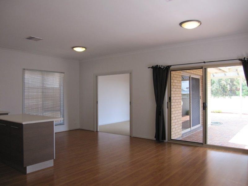 5 Windsor Grove, Klemzig SA 5087