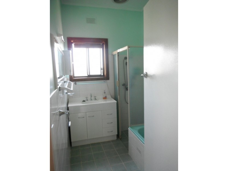 18 Malbaru Avenue, Ingle Farm SA 5098