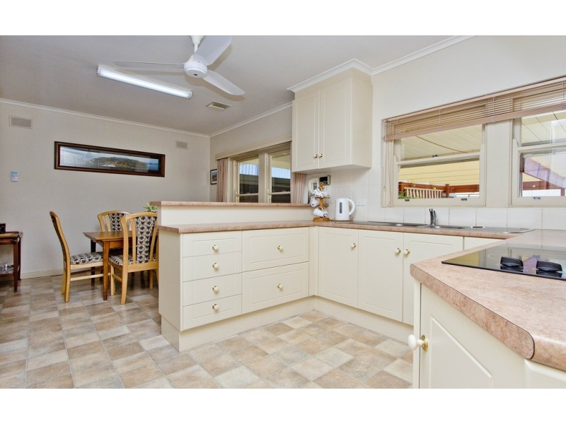 20 Greensview Road, Banksia Park SA 5091