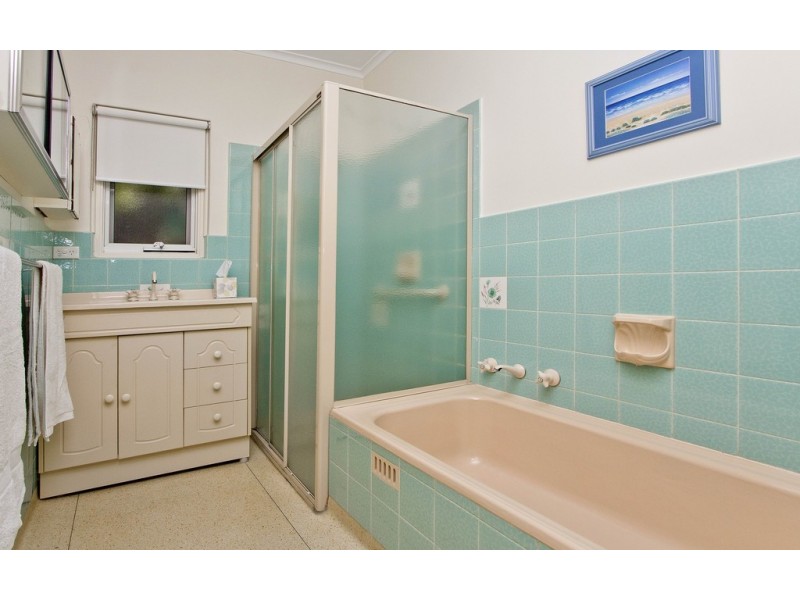 20 Greensview Road, Banksia Park SA 5091