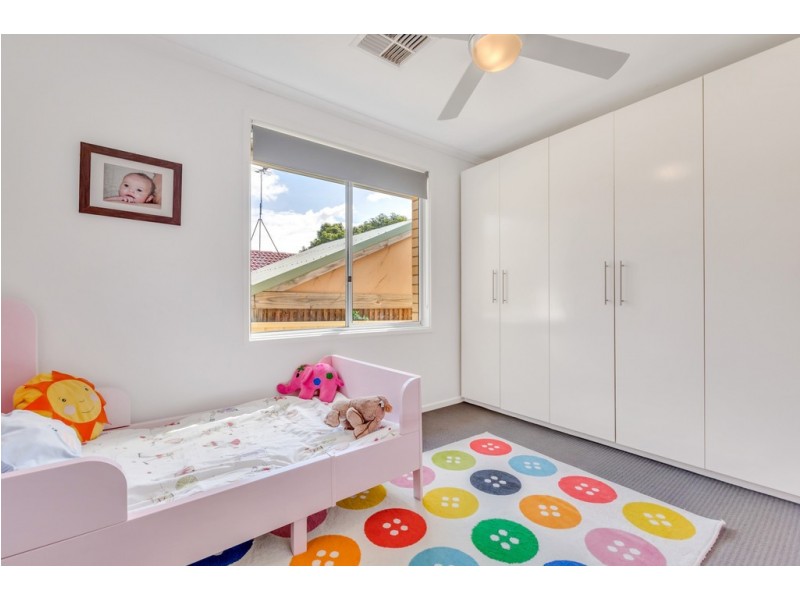 1 Wedge Street, Fairview Park SA 5126