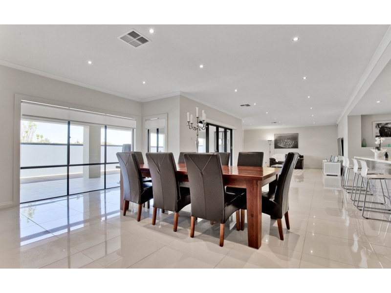 18 Captain Robertson Avenue, Golden Grove SA 5125