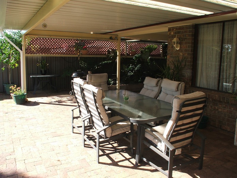 4 John Renwick Place, Modbury Heights SA 5092