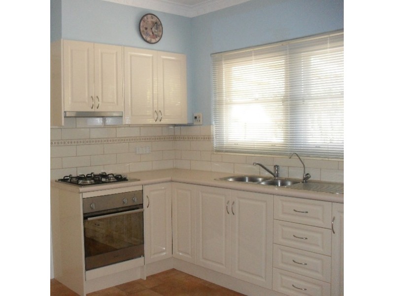 33 Launceston Avenue, Banksia Park SA 5091